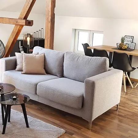 - Lebendig Und Voller Geschichte Apartment *